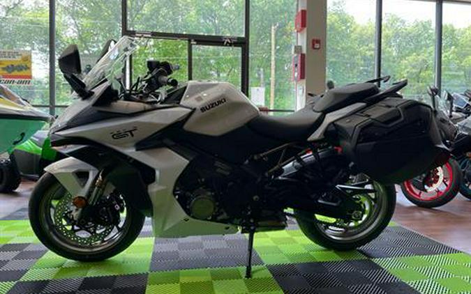 2026 Suzuki GSX-S1000GT+