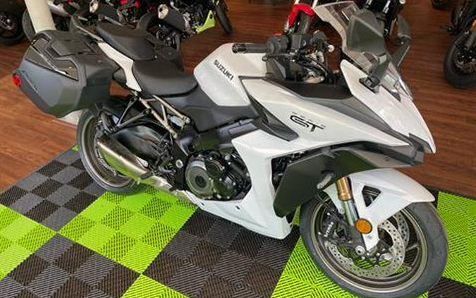 2026 Suzuki GSX-S1000GT+