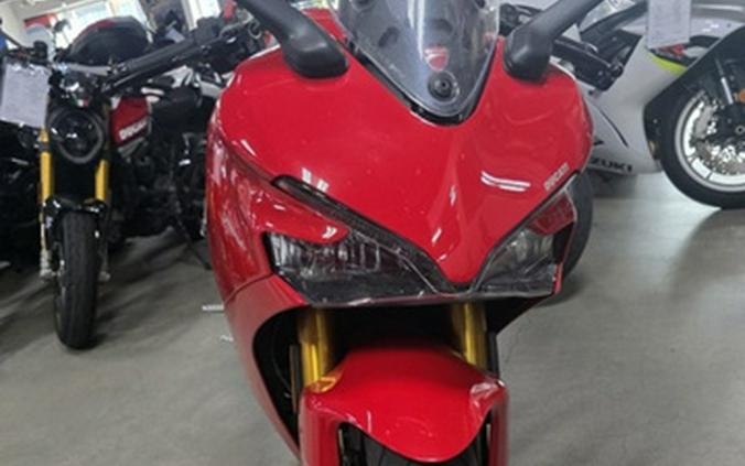 2020 Ducati Supersport S Red