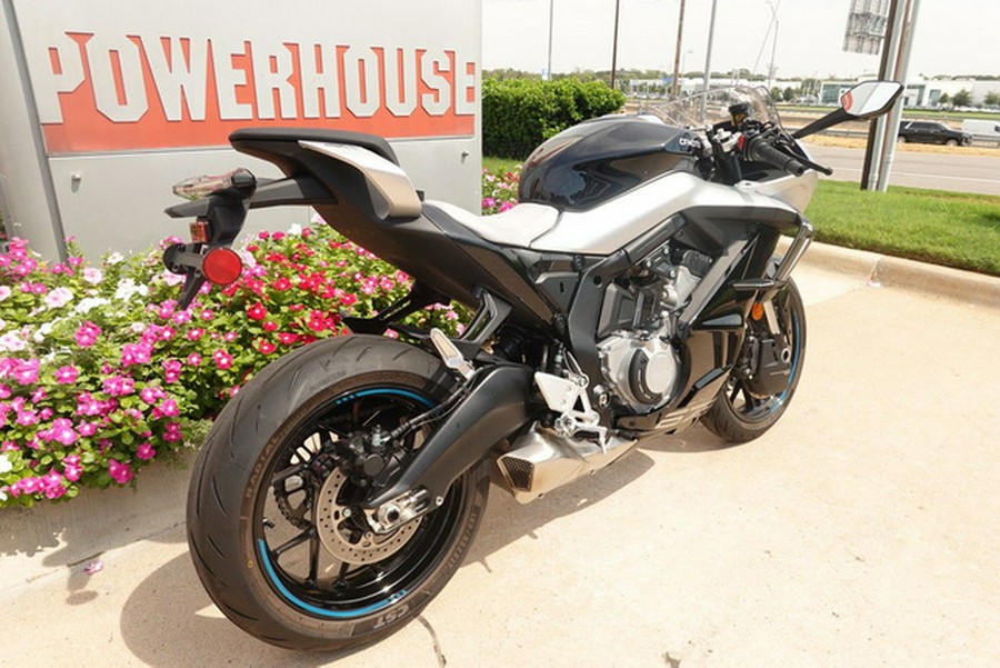 2025 CFMOTO SS 675
