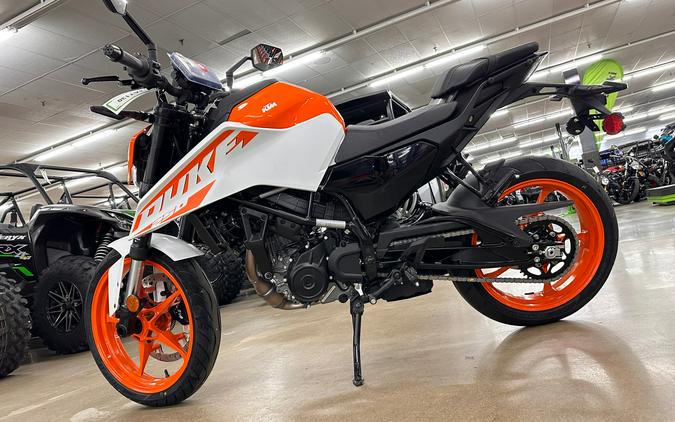 2024 KTM Duke 250