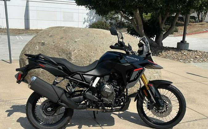 2025 Suzuki V-STROM 800DE