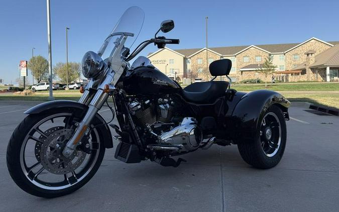 2022 Harley-Davidson® FLRT - Freewheeler®