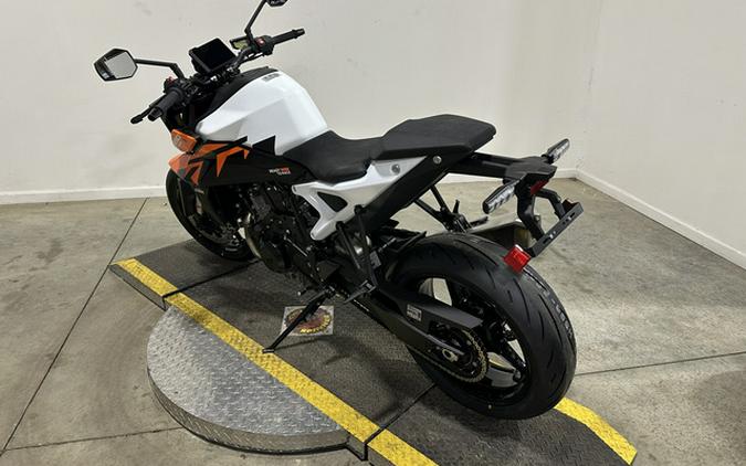 2027 KTM Duke 990