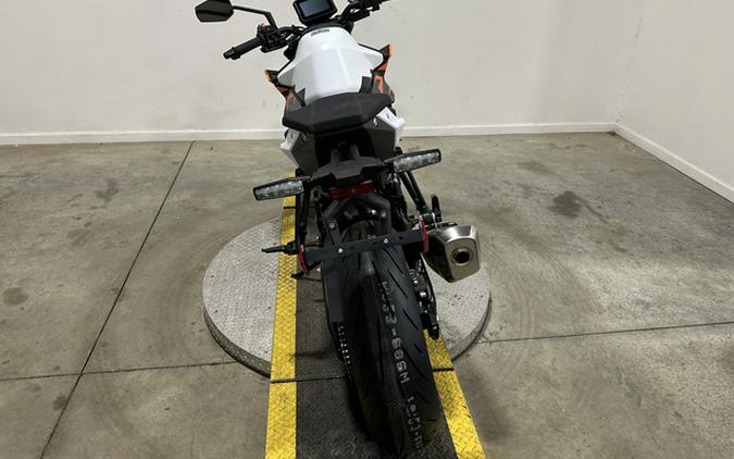 2027 KTM Duke 990