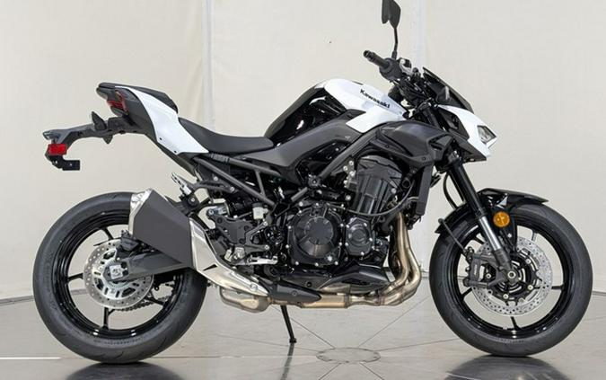 2026 Kawasaki Z900 ABS