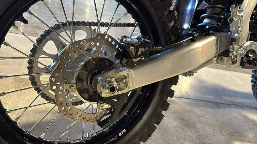 2025 Honda® CRF450X