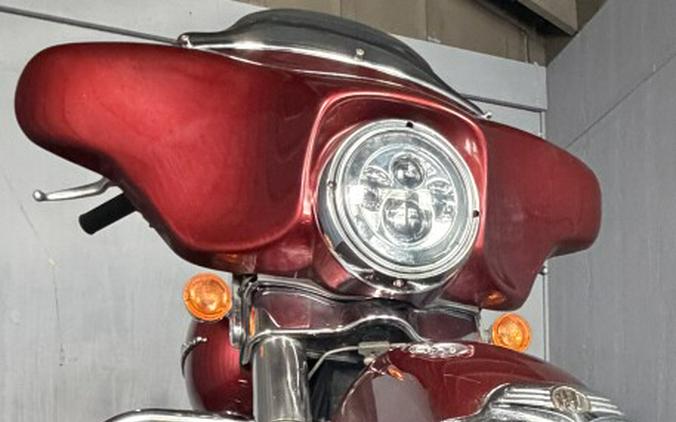 2009 Harley-Davidson® Street Glide® FLHX RED HOT SUNGLO