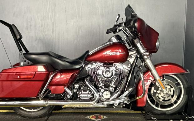 2009 Harley-Davidson® Street Glide® FLHX RED HOT SUNGLO