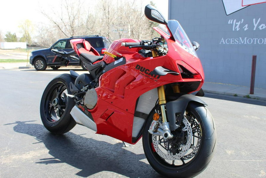 2024 Ducati PANV4S