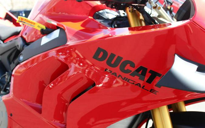 2024 Ducati PANV4S