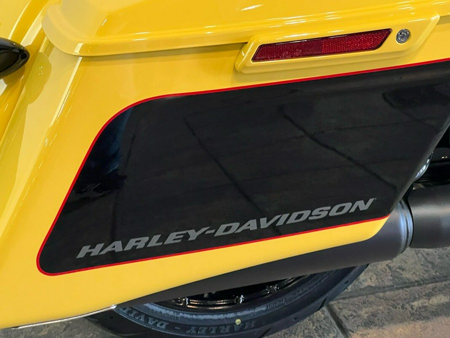 FLTRXS 2023 Road Glide® Special