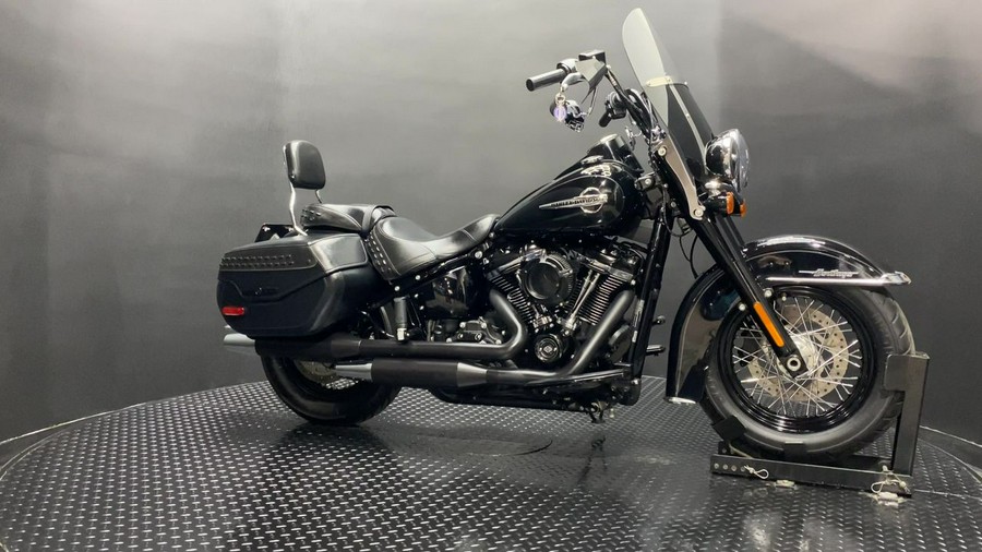 2019 Harley-Davidson® FLHC - Softail® Heritage Classic
