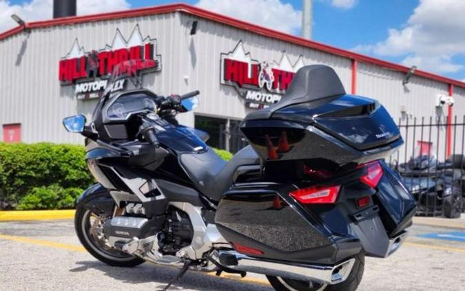 2019 Honda® GL1800D Goldwing Tour DCT (Black)
