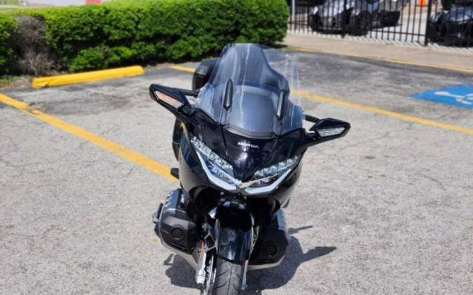 2019 Honda® GL1800D Goldwing Tour DCT (Black)