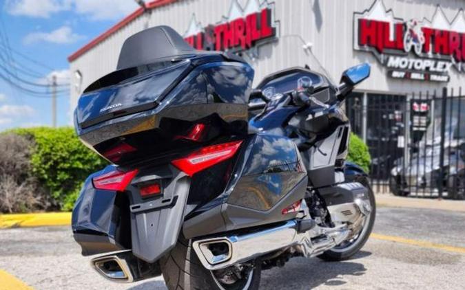 2019 Honda® GL1800D Goldwing Tour DCT (Black)