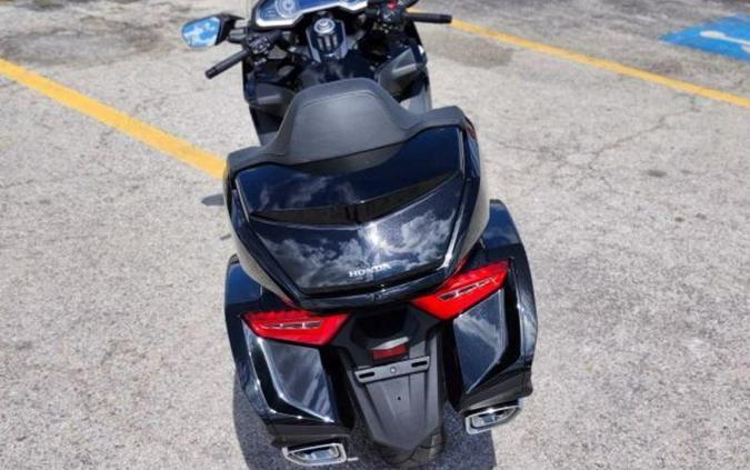2019 Honda® GL1800D Goldwing Tour DCT (Black)