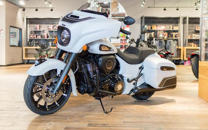 2024 Indian Chieftain Dark Horse Ghost White Metallic Smoke