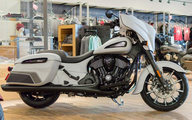 2024 Indian Chieftain Dark Horse Ghost White Metallic Smoke