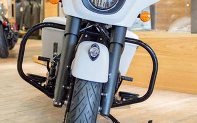 2024 Indian Chieftain Dark Horse Ghost White Metallic Smoke