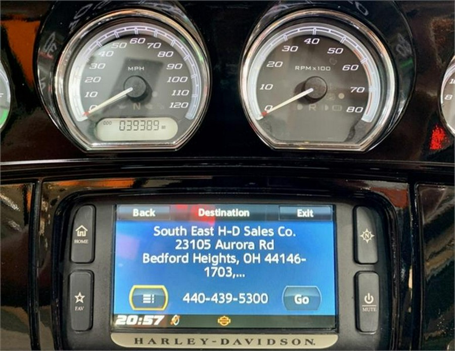 2015 Harley-Davidson® FLHTKL - Ultra Limited Low