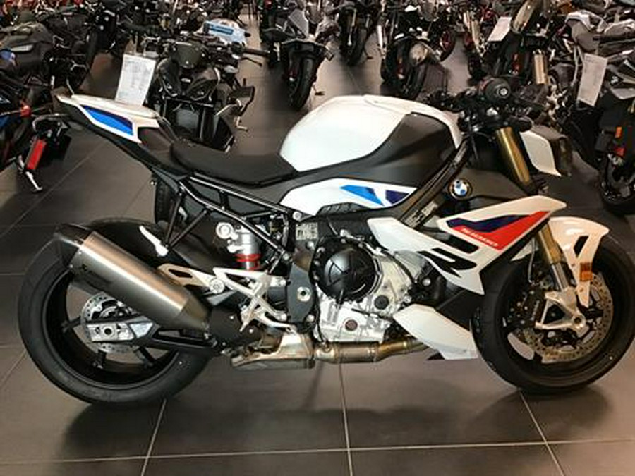 2026 BMW S 1000 R