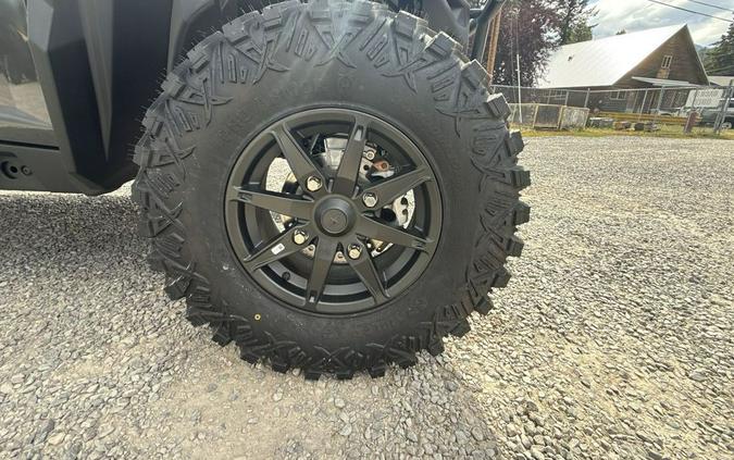 Get our updates by email!