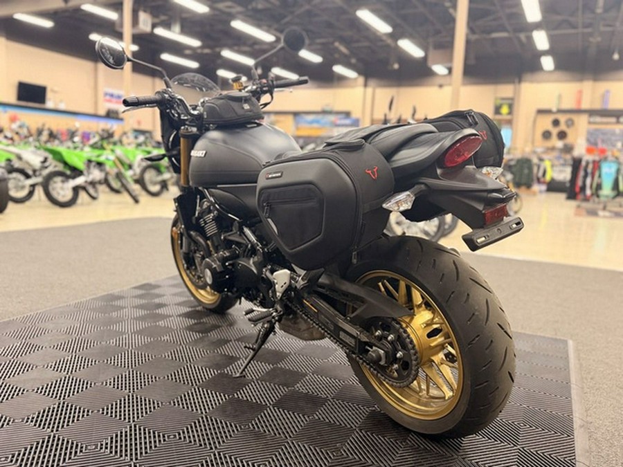 2025 Kawasaki Z900RS SE ABS