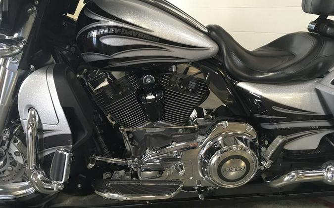 2015 Harley-Davidson® FLHXSE - CVO™ Street Glide®