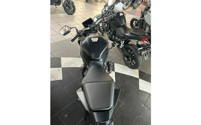 2026 CB650R E-CLUTCH E-Clutch - Honda