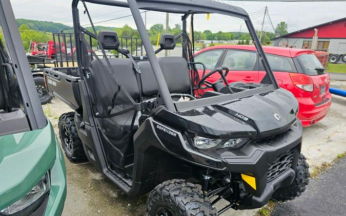 2025 Can-Am Defender DPS HD9
