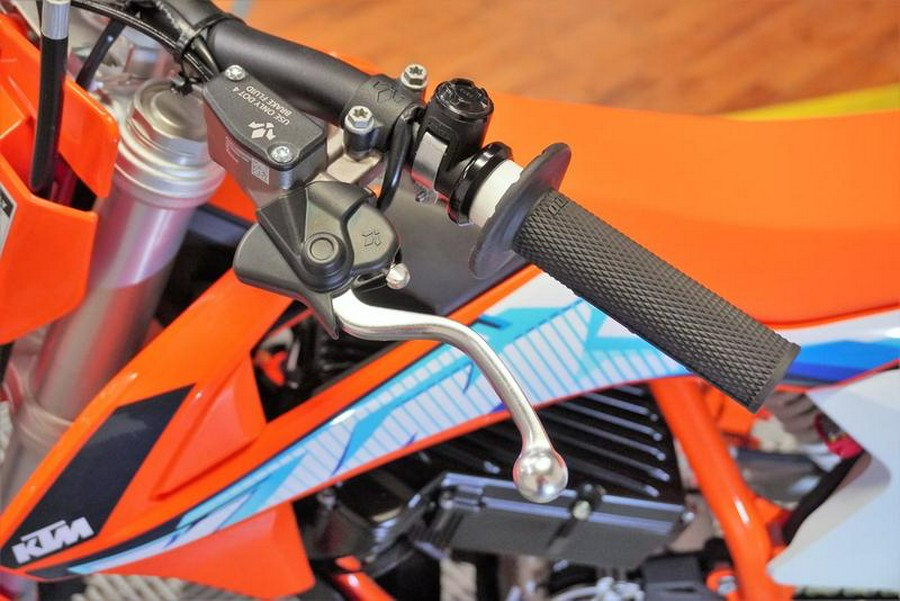 2024 KTM SX-E 3