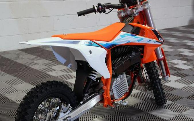 2024 KTM SX-E 3