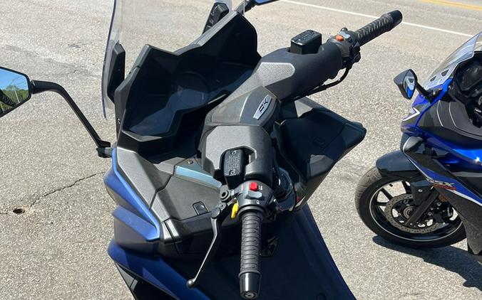 2023 KYMCO AK550IABS