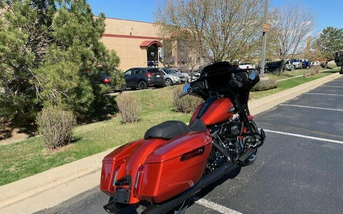 2024 Harley-Davidson Street Glide® Whiskey Fire - Black Finish