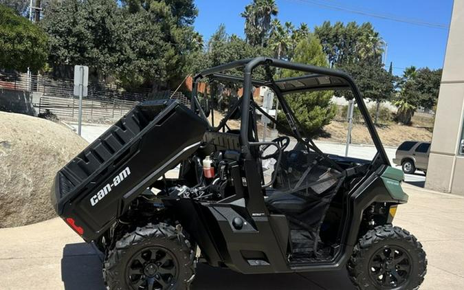 2025 Can-Am Defender DPS HD7 Compass Green