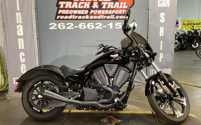 2016 Victory Motorcycles Vegas 8-Ball Gloss Black
