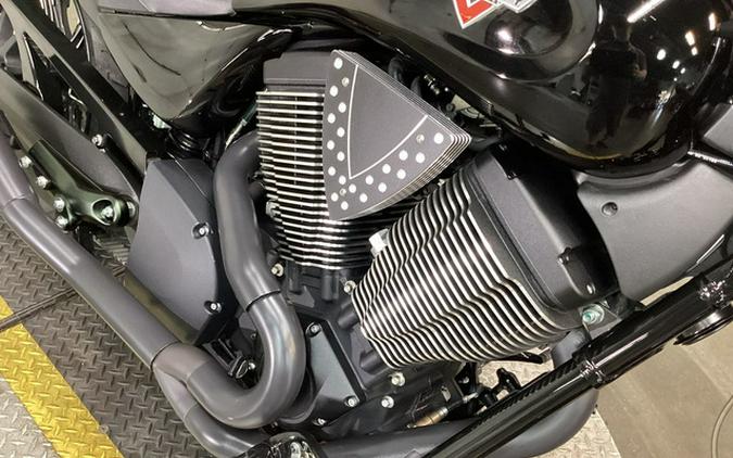 2016 Victory Motorcycles Vegas 8-Ball Gloss Black