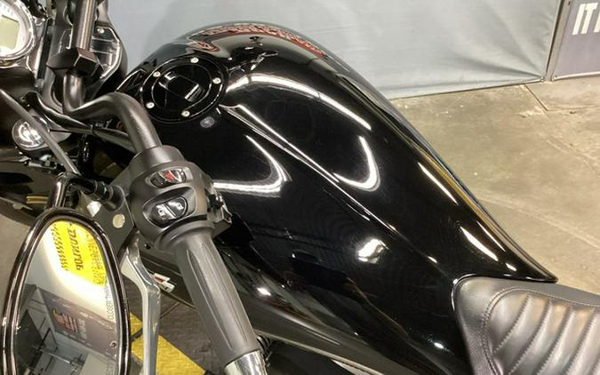 2016 Victory Motorcycles Vegas 8-Ball Gloss Black