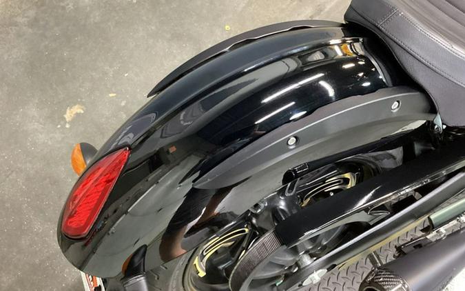 2016 Victory Motorcycles Vegas 8-Ball Gloss Black