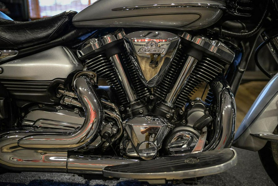 2009 Yamaha Roadliner S