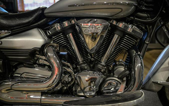 2009 Yamaha Roadliner S