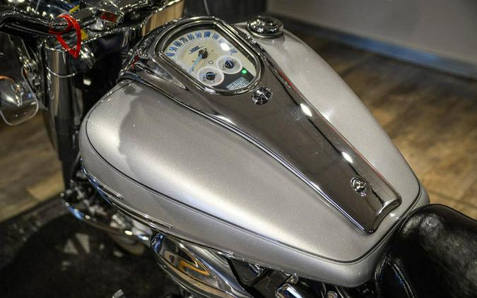 2009 Yamaha Roadliner S