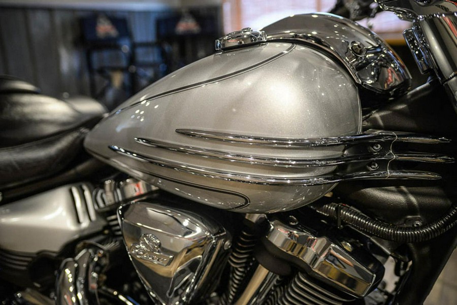 2009 Yamaha Roadliner S