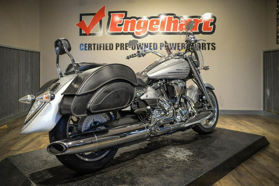 2009 Yamaha Roadliner S