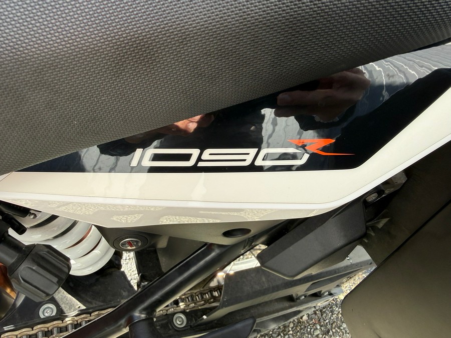 2017 KTM 1090 ADVENTURE R