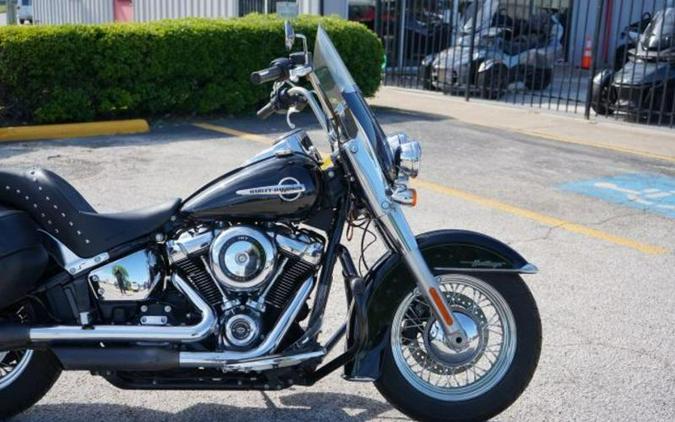 2020 Harley-Davidson® FLHC Heritage Classic