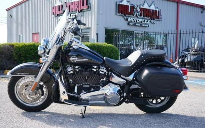 2020 Harley-Davidson® FLHC Heritage Classic