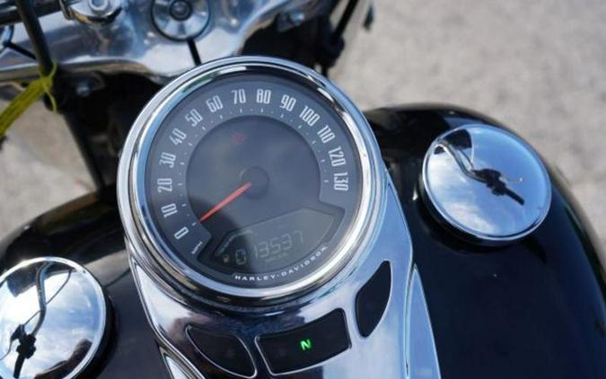2020 Harley-Davidson® FLHC Heritage Classic