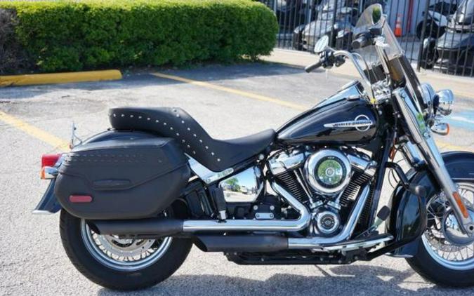 2020 Harley-Davidson® FLHC Heritage Classic